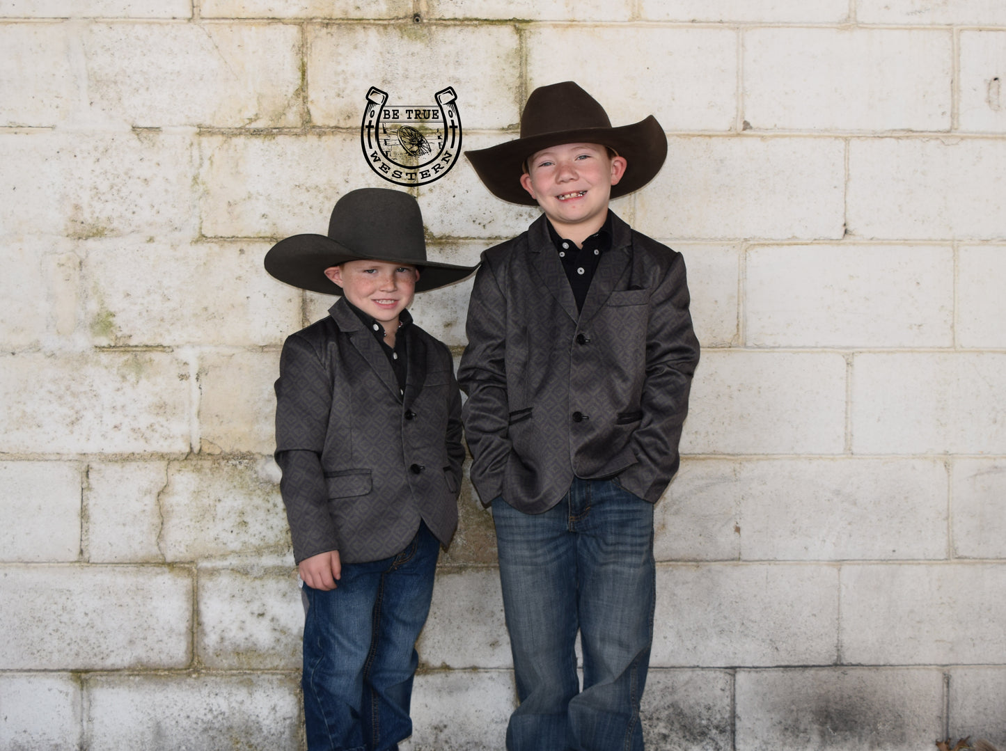 The Keep Em' Punchy Verde Kids Sports Coat