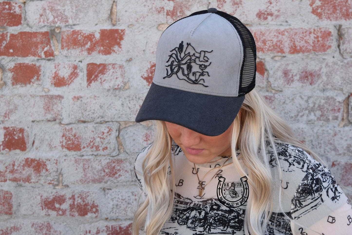 The Wavy Western Hat/Cap (two colors)