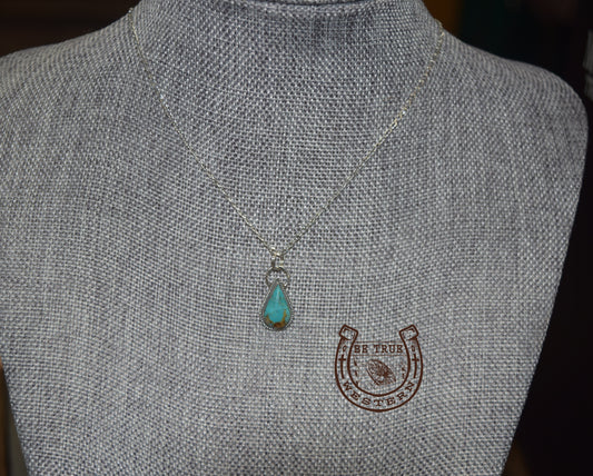 The Teardrop Silver Dainty Necklace