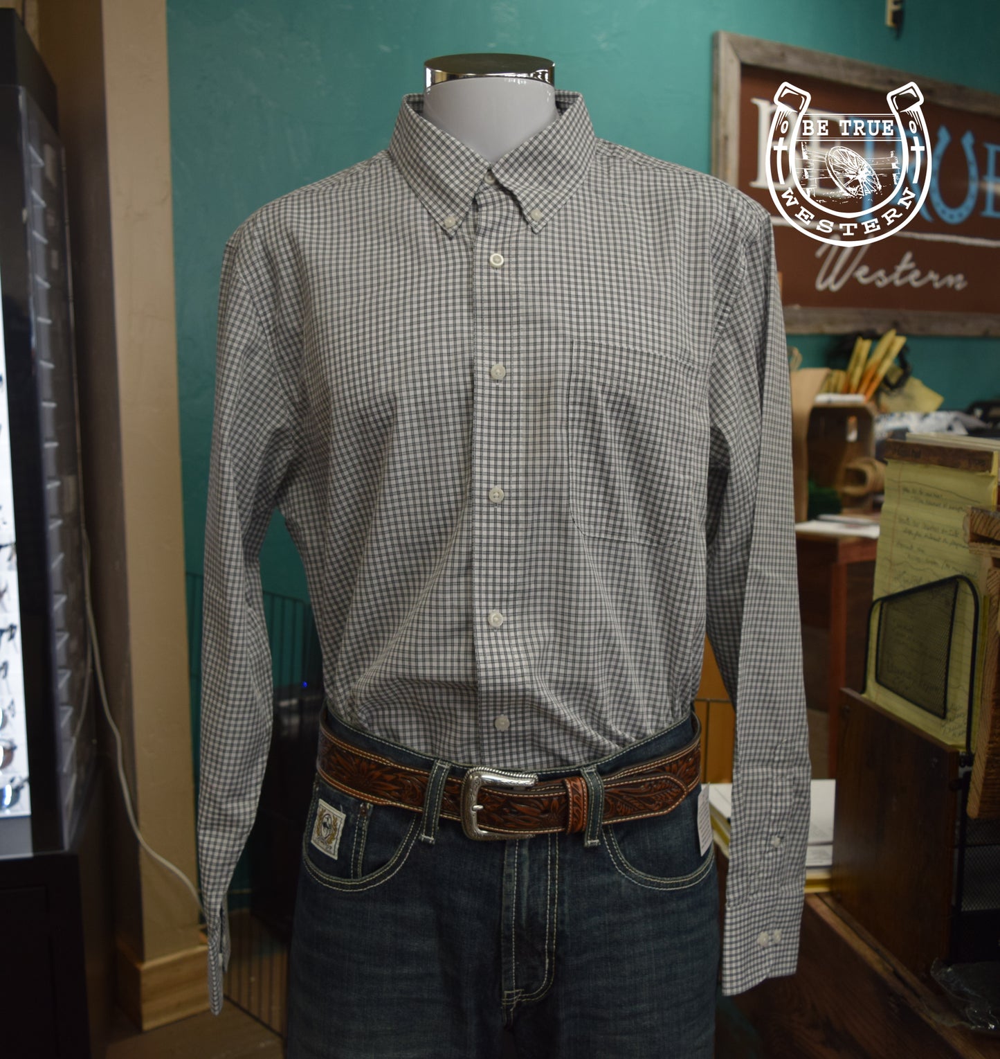The Wrangler Riata Long Sleeve Shirt (Grey Plaid)