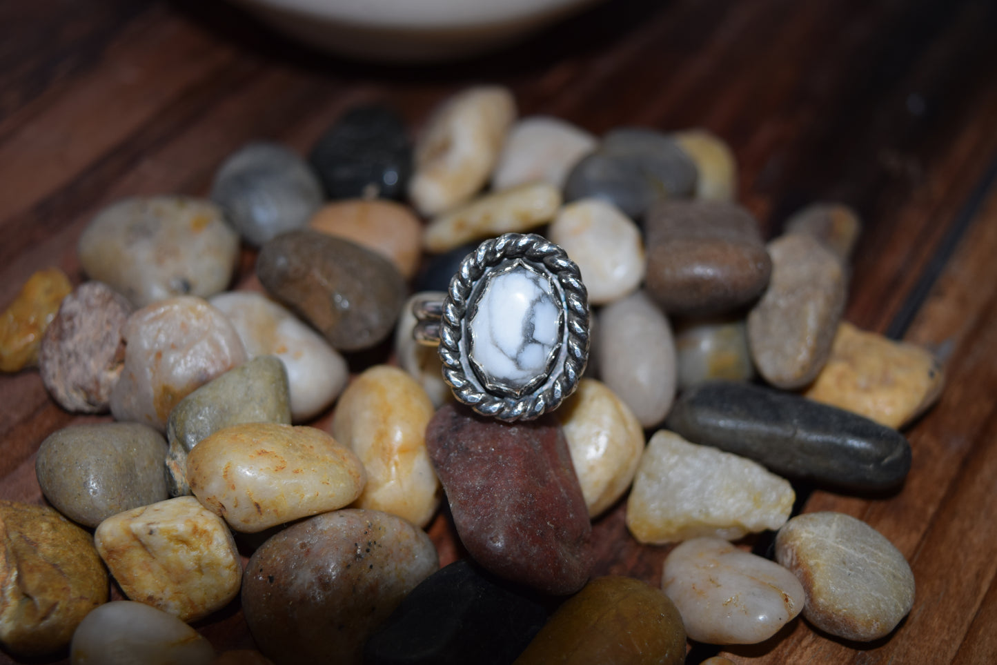 The White Oyster Ring
