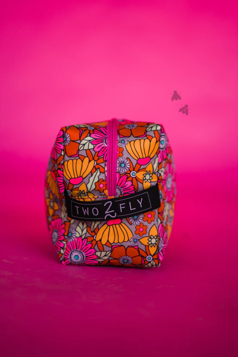 The Roadside Flowers Traveler Bag