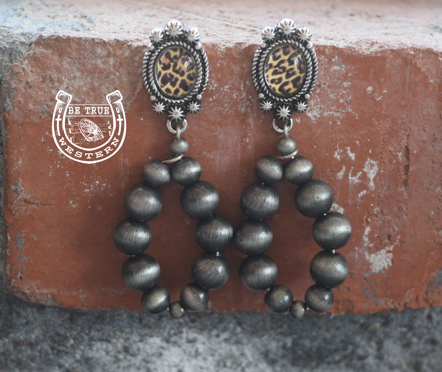 The Molli Tear Drop Earrings (Multiple Colors)