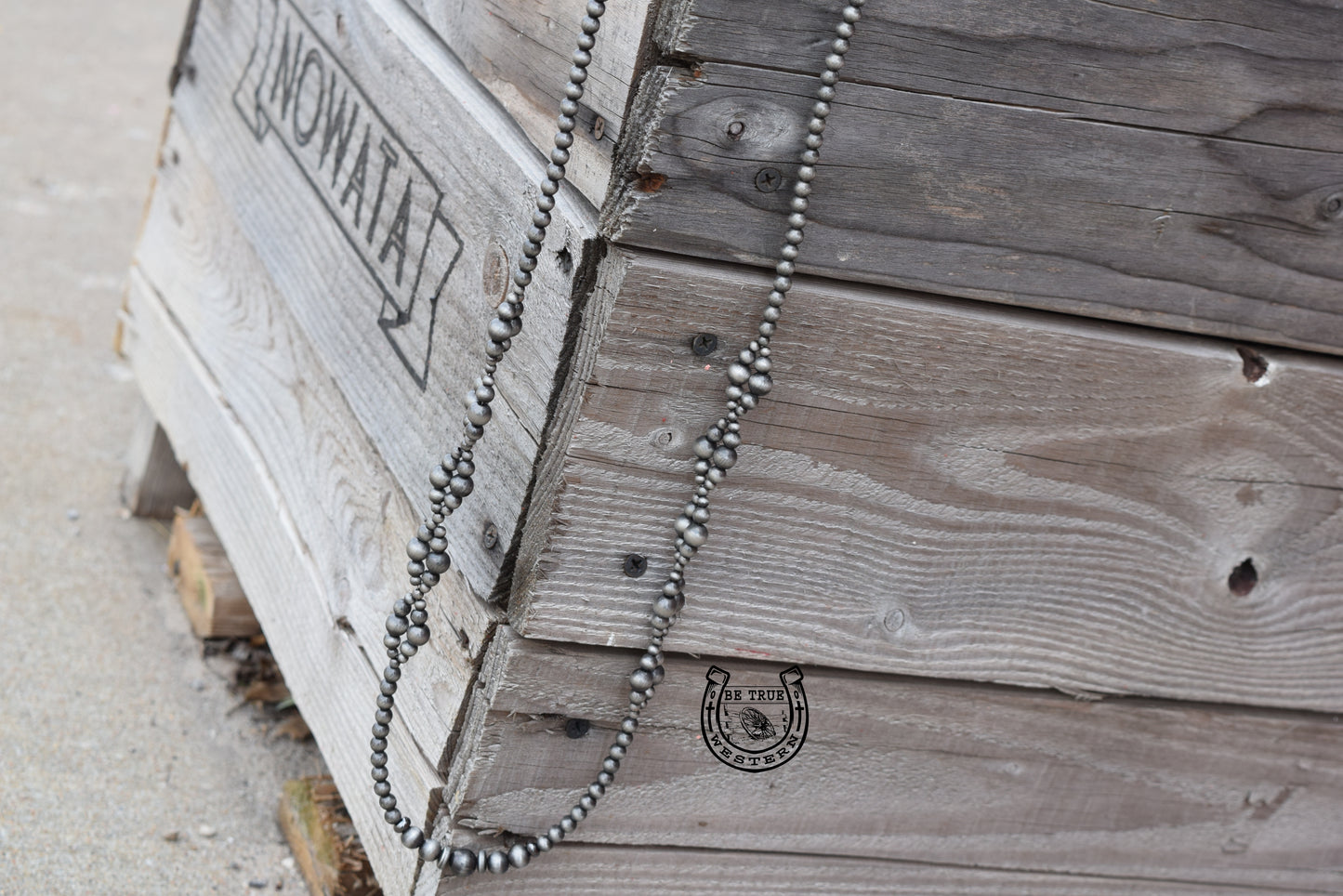 The Loop Side Navajo Pearl Necklace