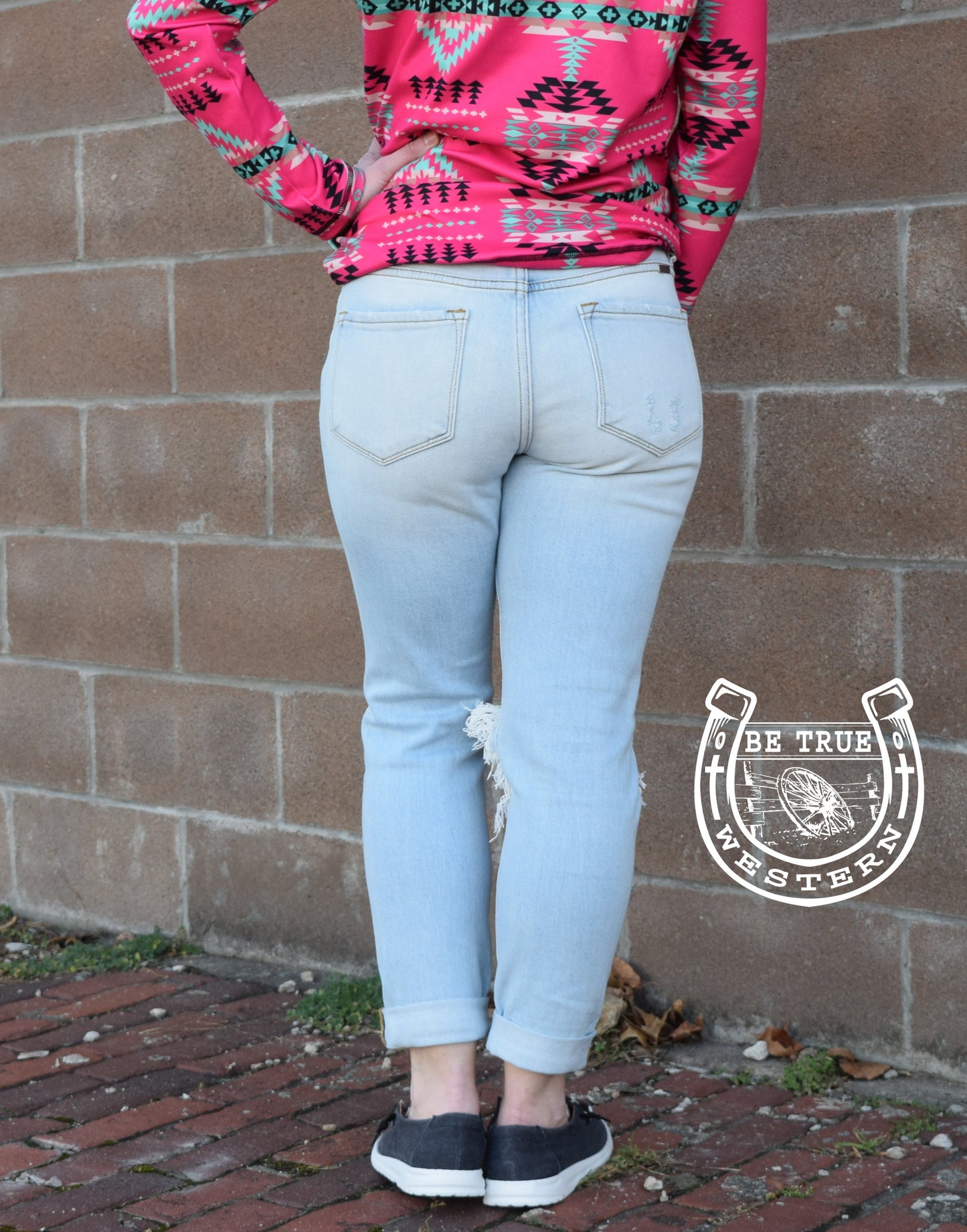The Greer Ultra High Rise Mom KanCan Jean