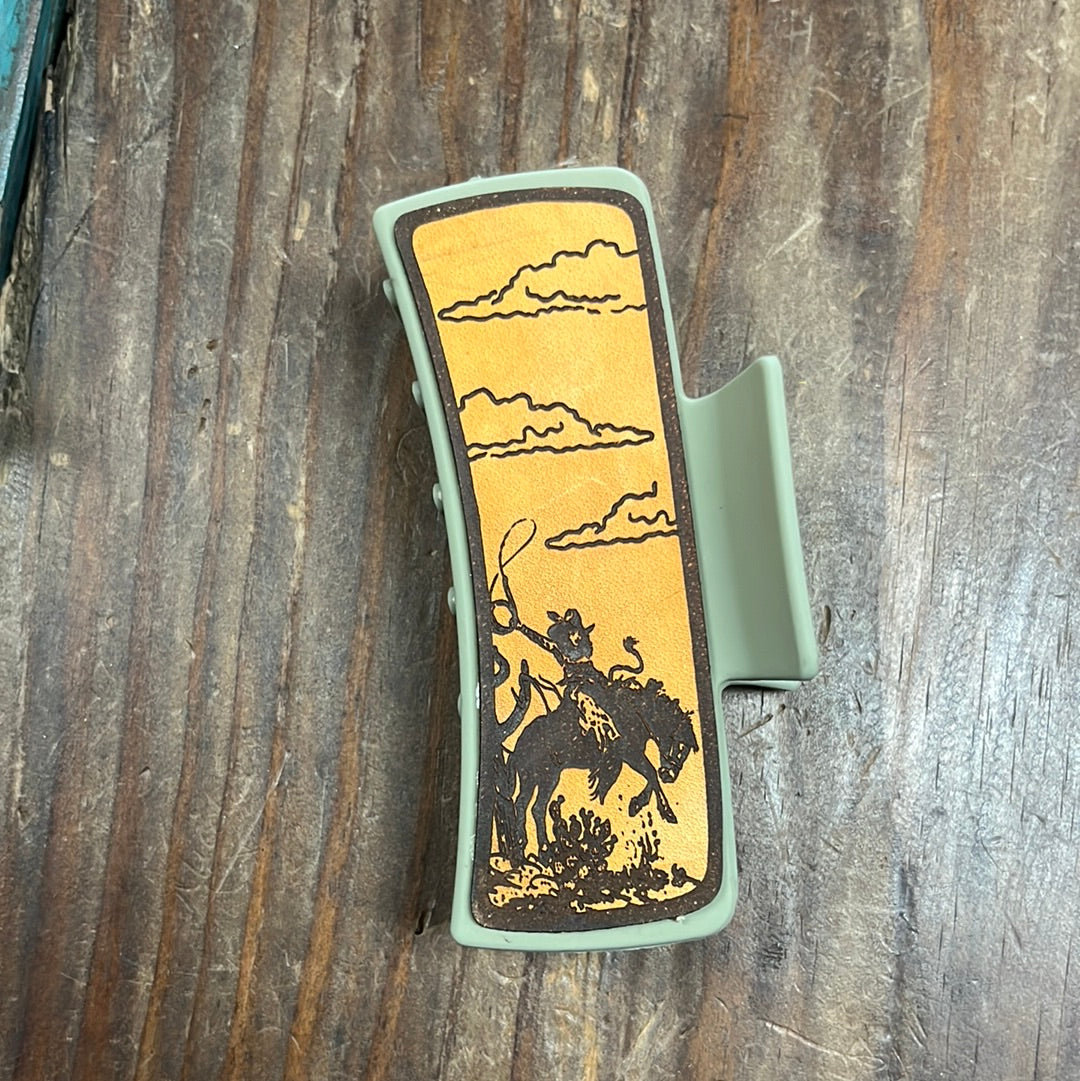 The Rodeo Cosmetics Leather Claw Clip