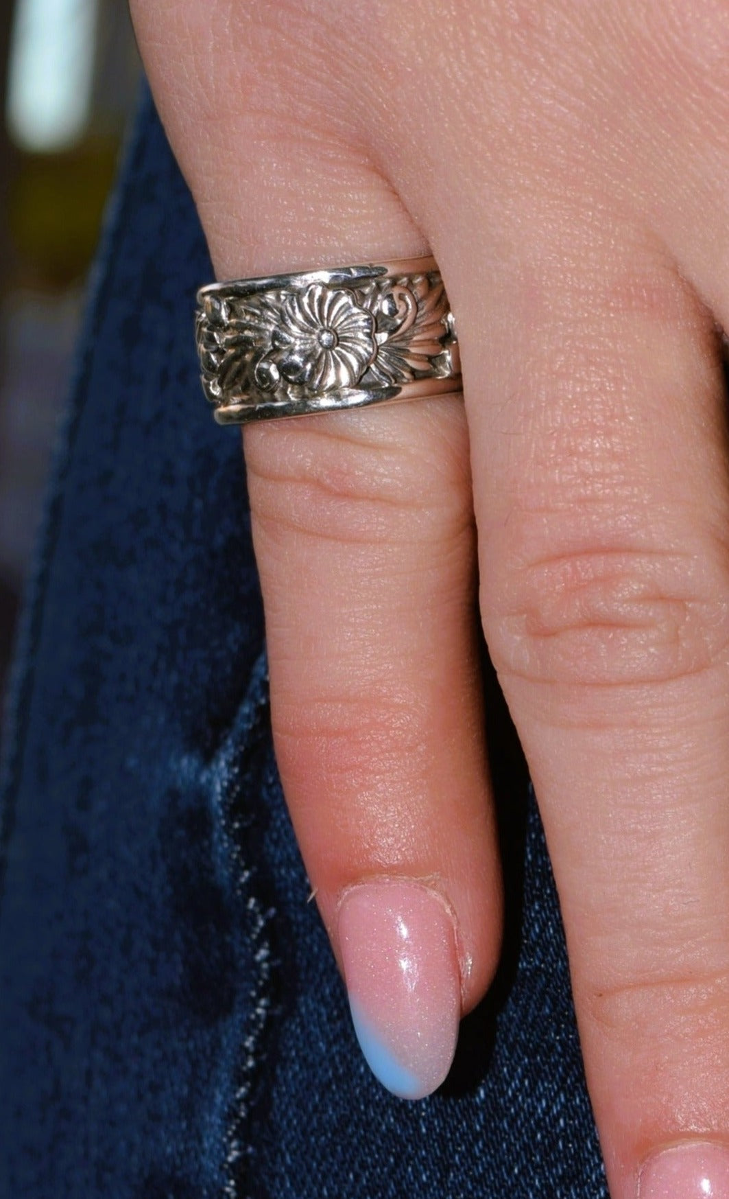 The Little Sterling Flower Ring