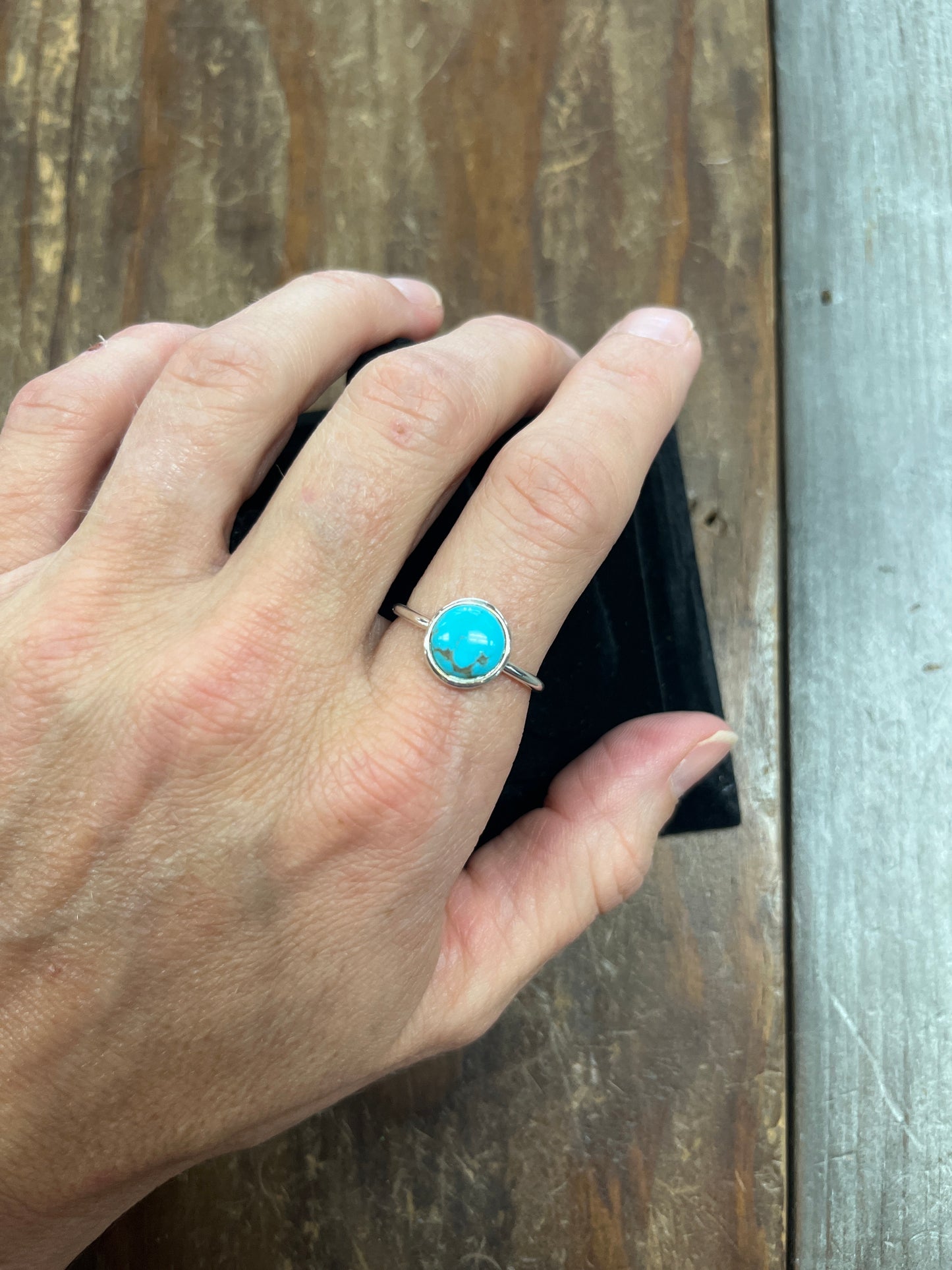 The Single Round Turquoise Stone Ring