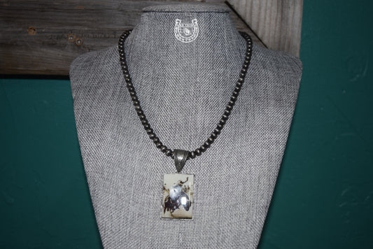 The Navajo Pearl Bull Stoned Necklace