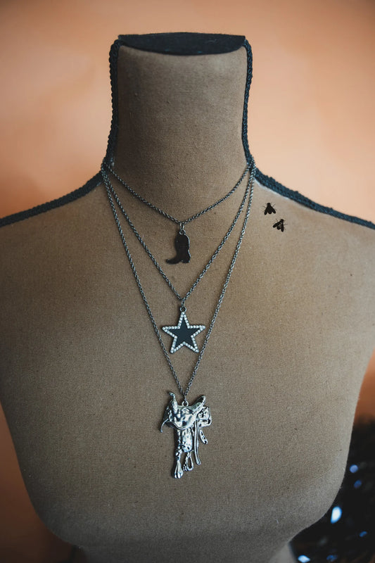 The Blazin’ Saddle Necklace