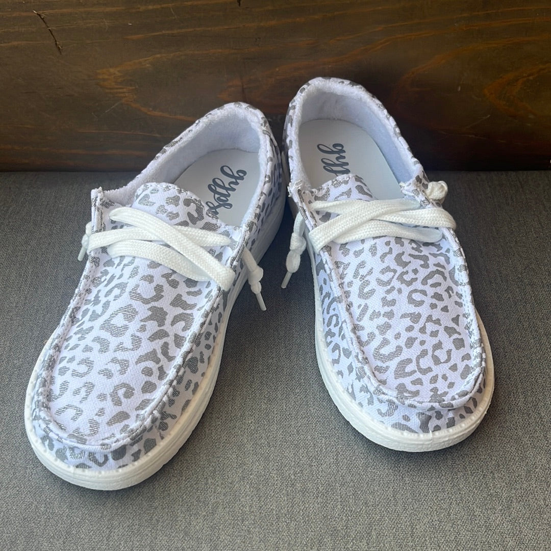 The Lil Kylie Leopard KidsSlip on Shoes