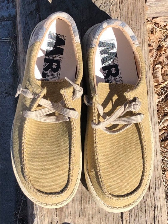 Vans surf hotsell siders slip ons