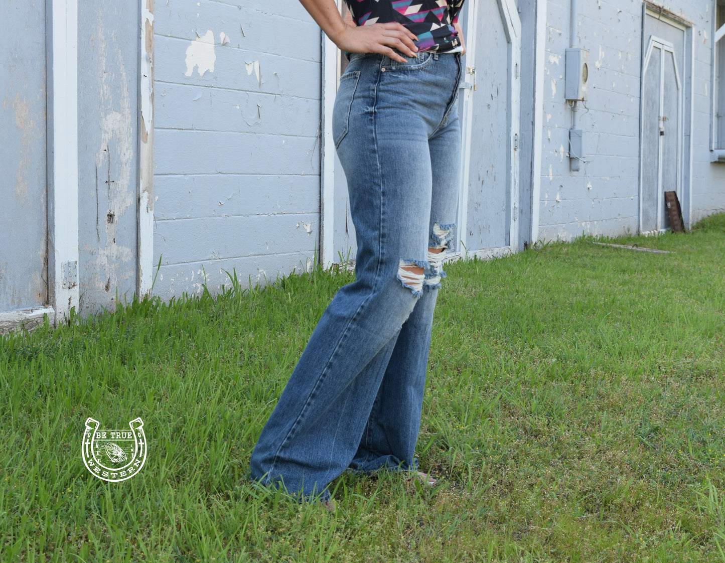 The Lydia Ultra High Rise 90's Flare Kancan Jean