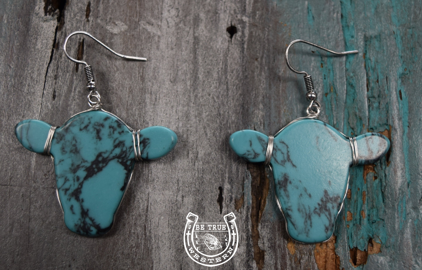 The Wired Cow Shape Earrings (two Colors)