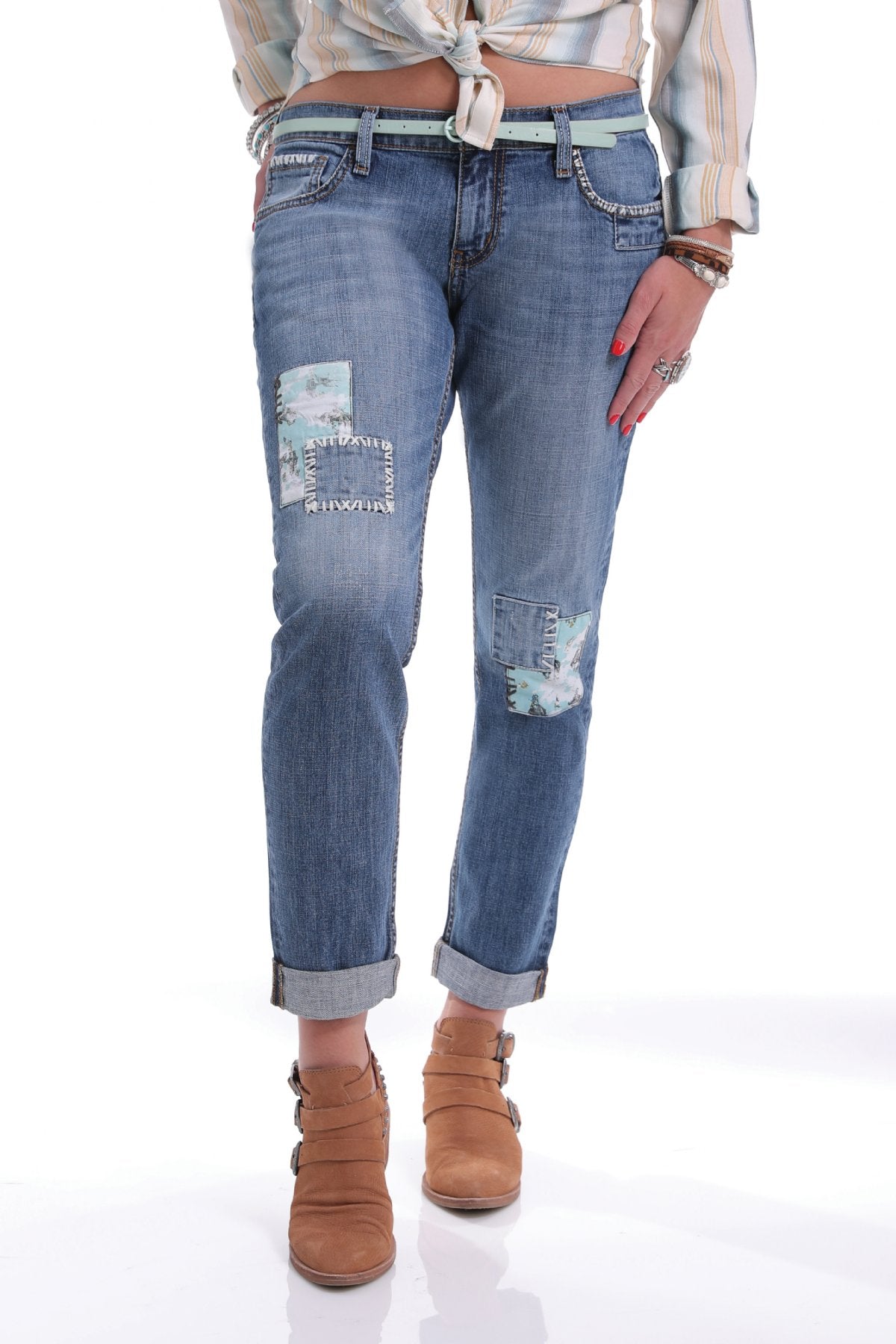 Women's Cinch Rhyon Straight Leg Medium Wash Patch Jeans
