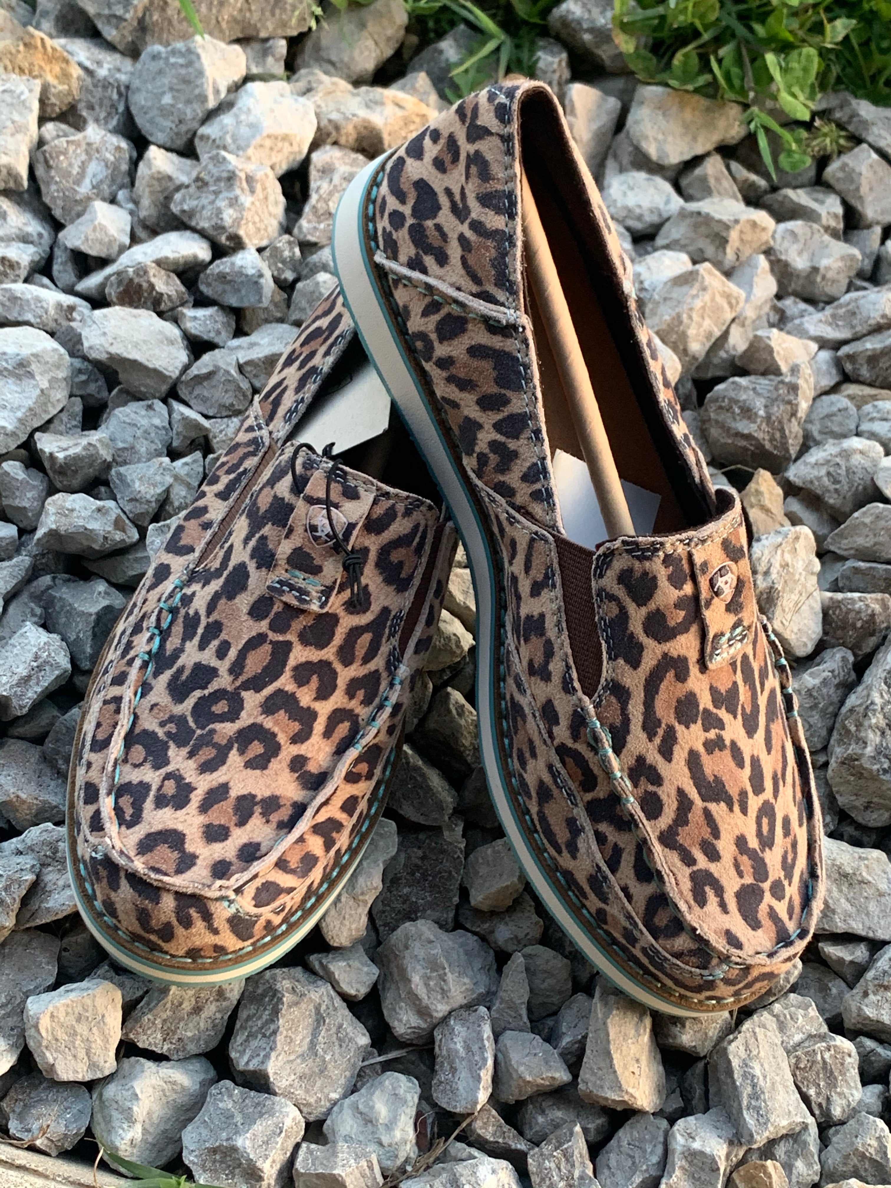 Ariat hot sale cruisers leopard