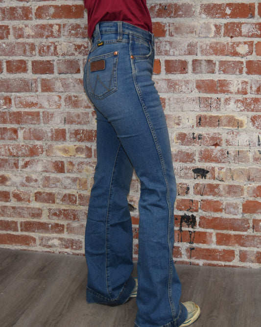 The Shelby Women's Wrangler Retro High Rise Trouser Jean